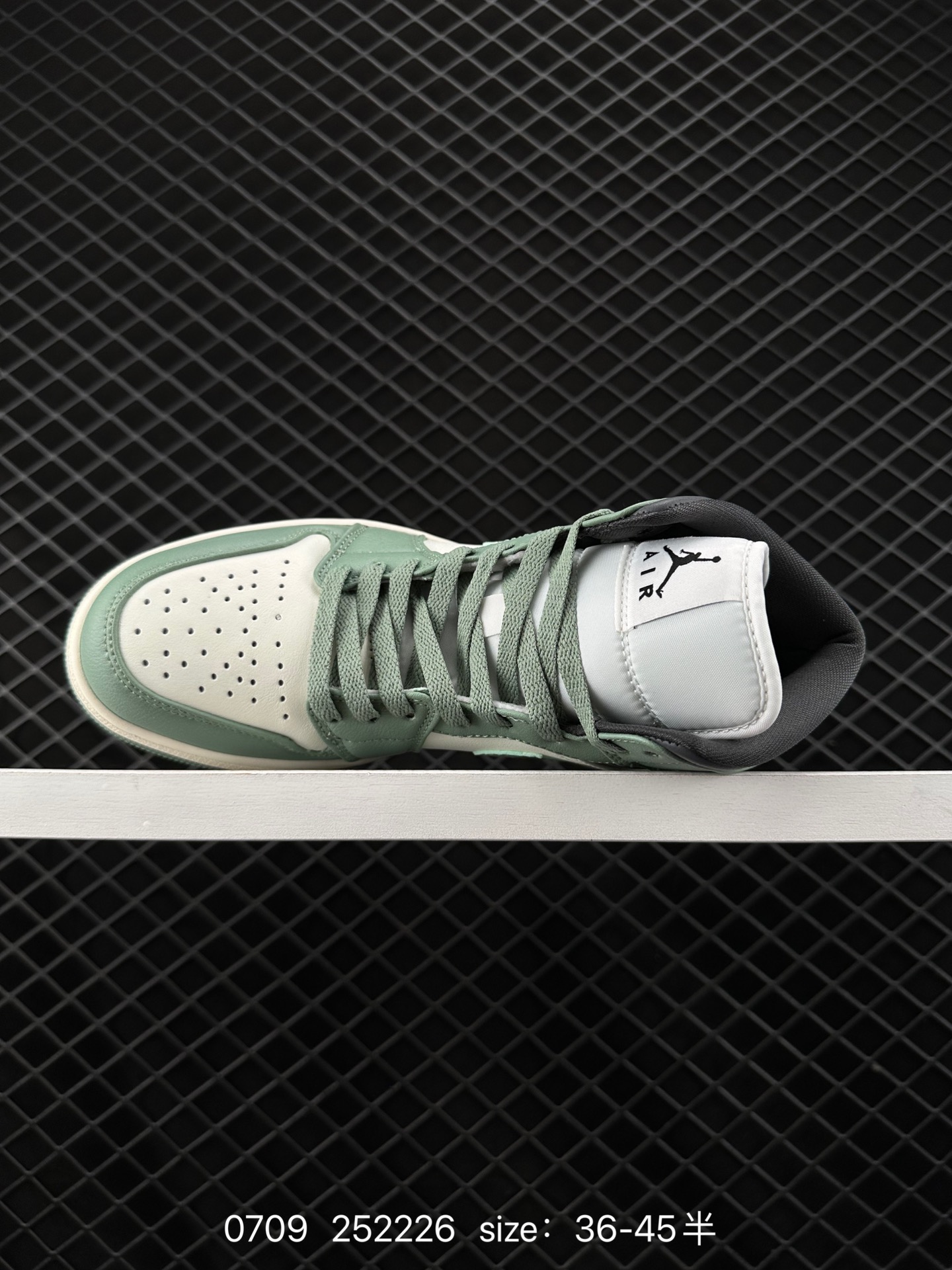 Air Jordan 1 Low AJ1